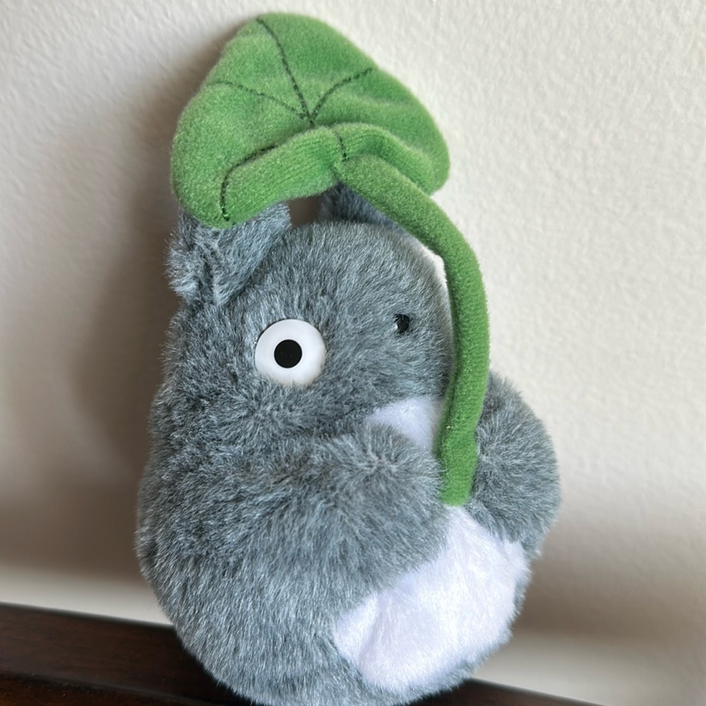 Studio Ghibli - My Neighbor Totoro - Totoro with Leaf Beanbag